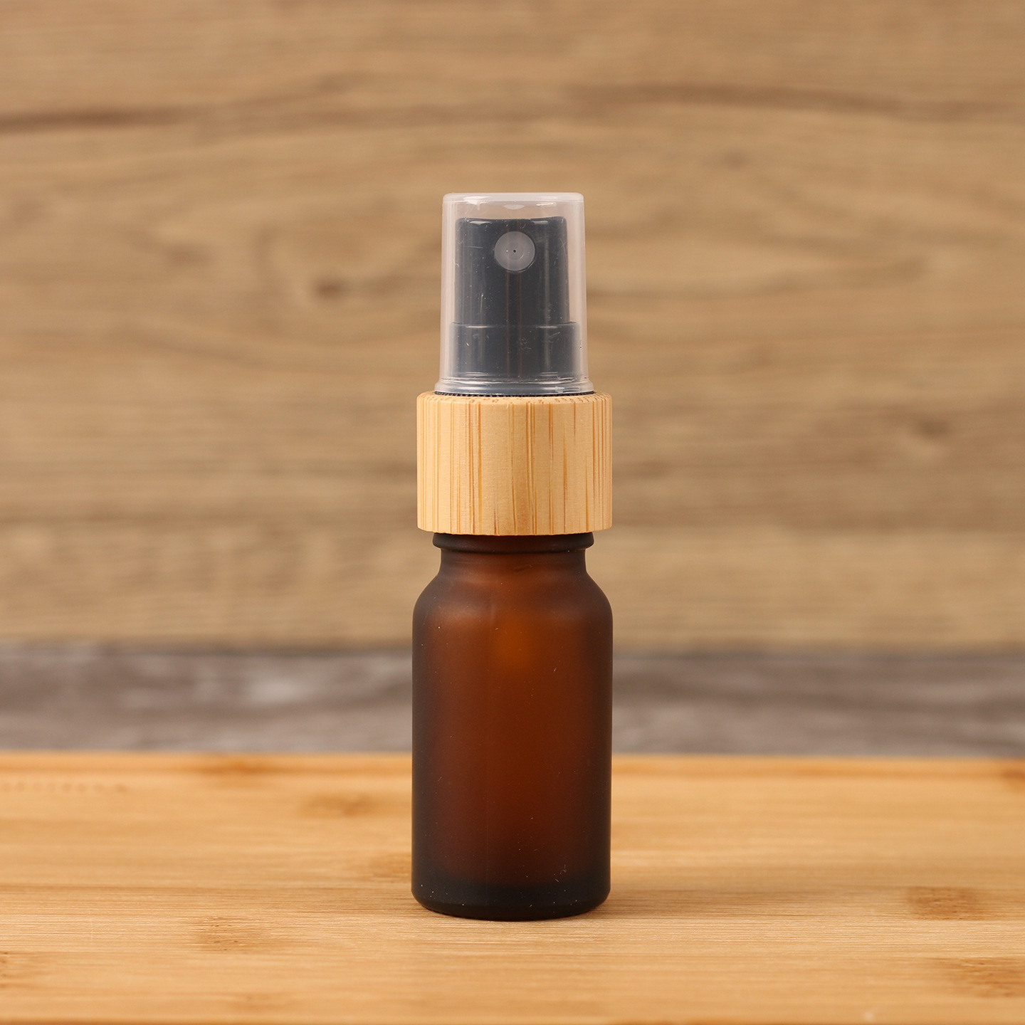 10ml spray bottle; brown frosted glass + bamboo