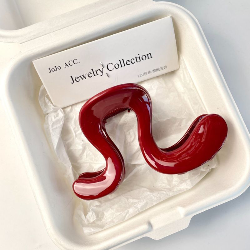 Elegant Hair Clips for Chic Half-Up Hairstyles