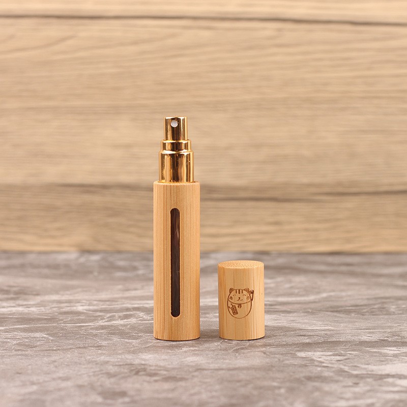 10ml spray bottle (bring in wealth and treasure cat); bamboo + glass + anodized aluminum nozzle