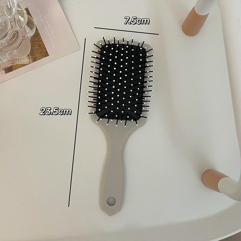 Off-white large plate comb